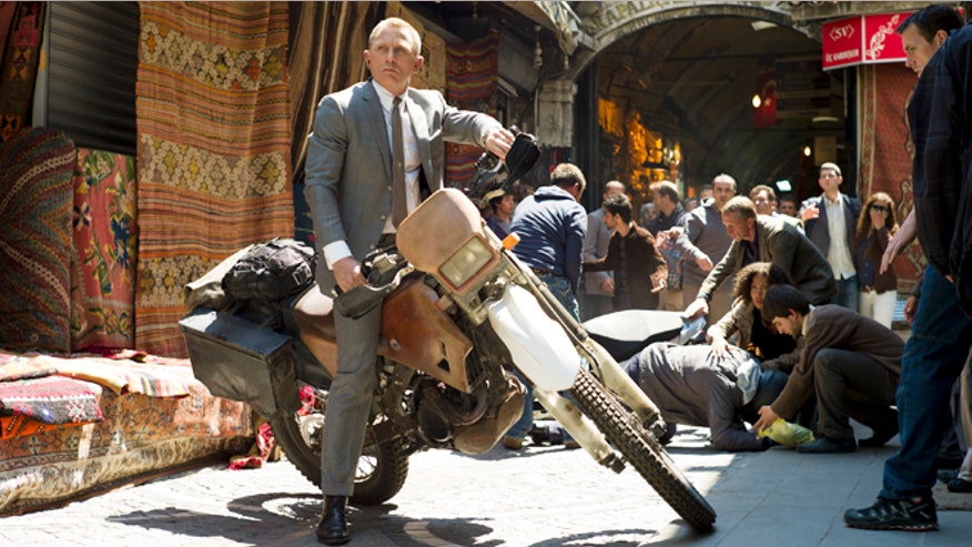Daniel Craig Skyfall.jpg